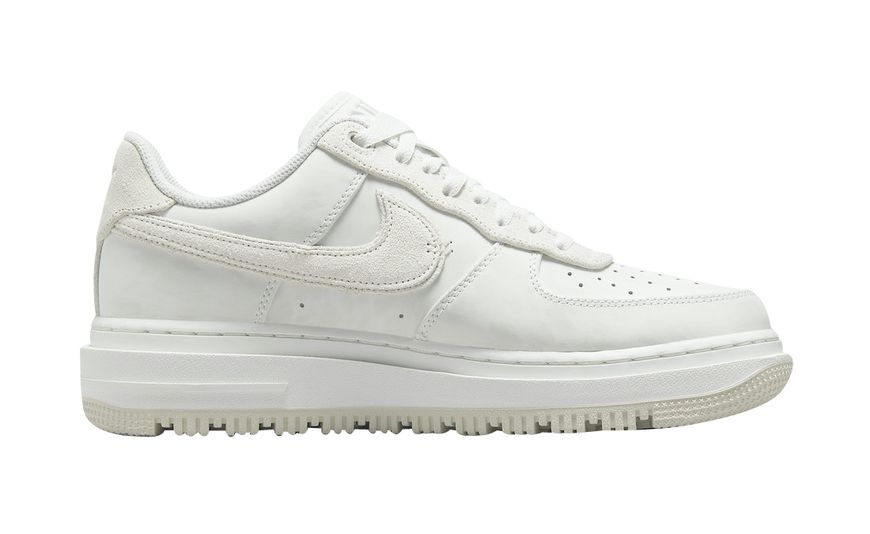 Nike Air Force 1 Luxe Summit White DD9605-100 фото