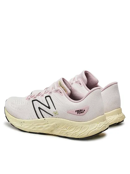 New Balance Fresh Foam Evoz V3 Pink WEVOZCP3 фото