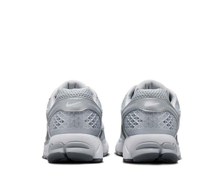 Nike Zoom Vomero 5 Grey FJ4151-003 фото